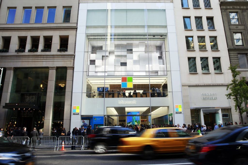 Microsoft will close all physical retail stores to develop its digital presence