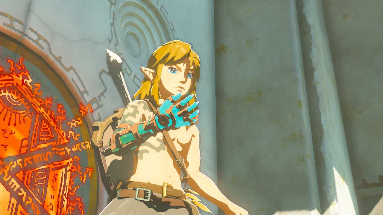 Tears of the Kingdom timeline: Link with his new Zonai arm.