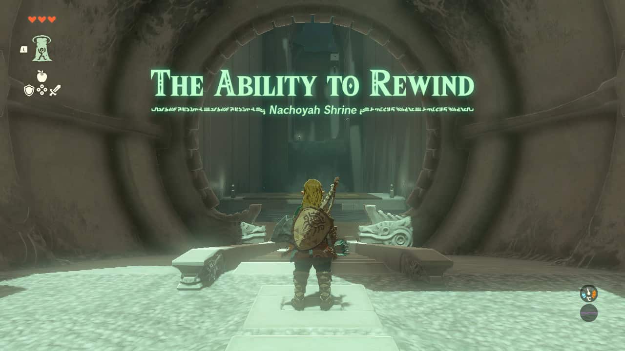 Tears of the Kingdom Nachoyah Shrine: Link standing at a Shrine entrance. A message says "The Ability to Rewind: Nachoyah Shrine"