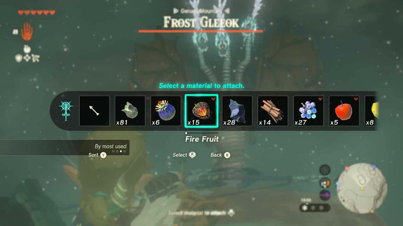 Tears of the Kingdom Frost Gleeok: Link selecting a Fire Fruit from the Fuse menu.