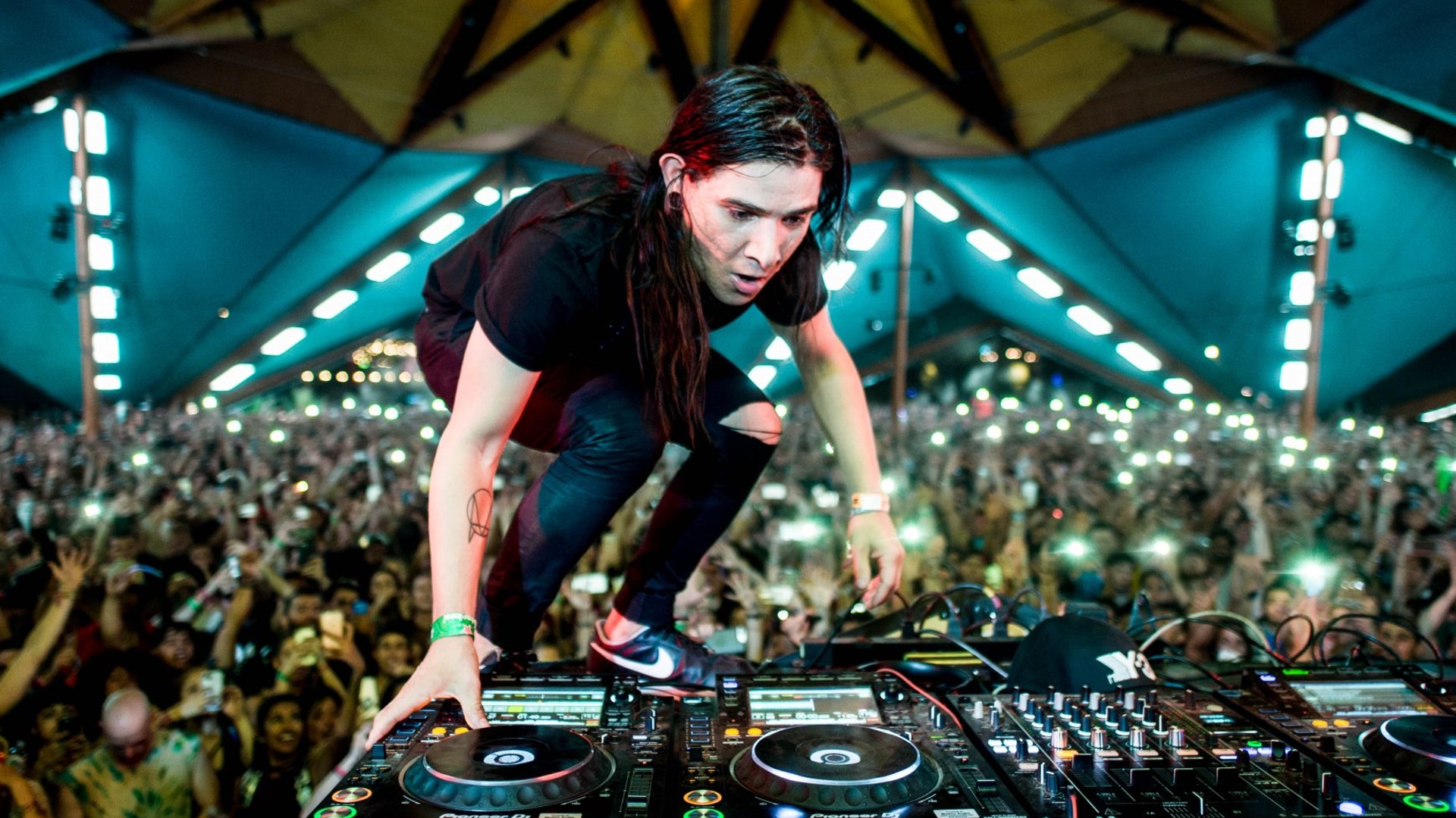 Skrillex and Hikaru Utada team up for Kingdom Hearts 3’s theme song