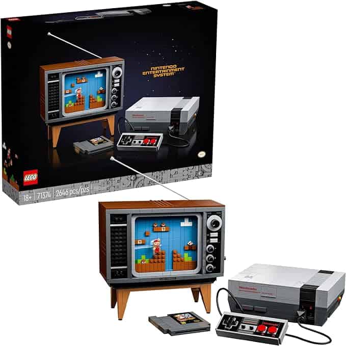 Lego Nintendo classic TV set featuring the 21331 LEGO Ideas Sonic The Hedgehog – Green Hill Zone.