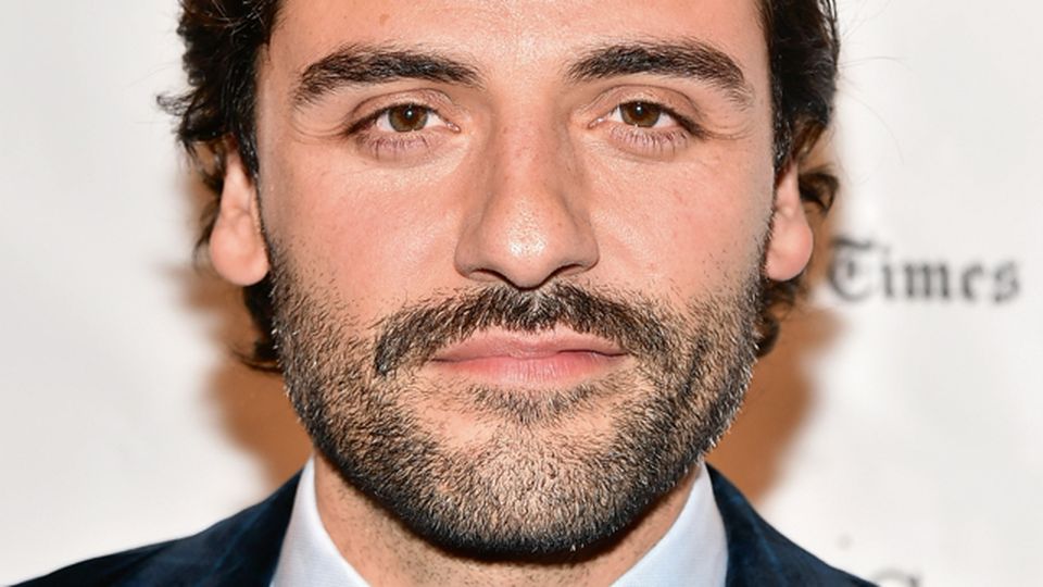 Metal Gear Solid movie reportedly casts Oscar Isaac to play Solid Snake