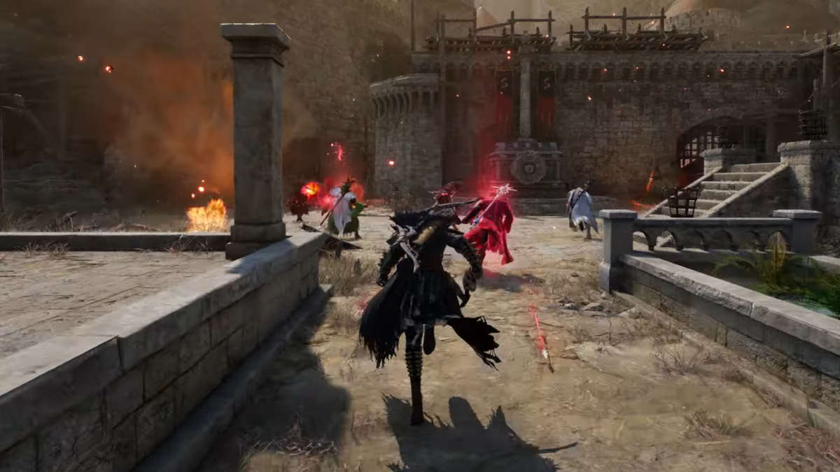 Daggers-Throne-and-Liberty: A black hooded scoundrel charging through the streets of a cirty under siege in Throne and Liberty.