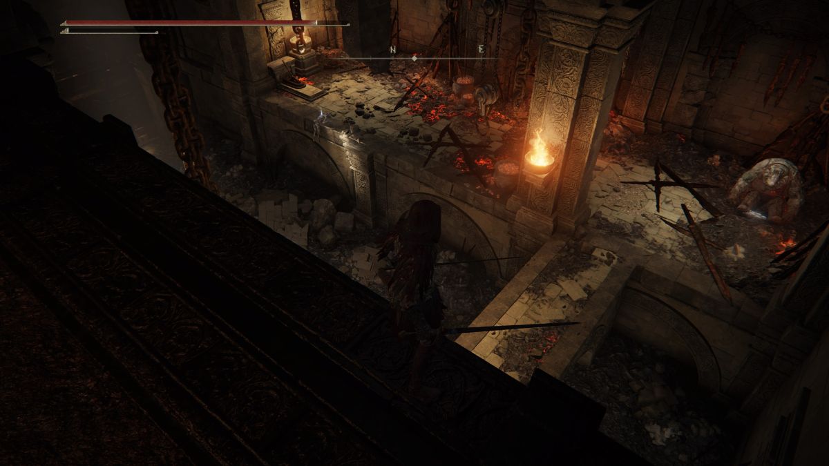 Elden Ring Shadow of the Erdtree Ancient Meteoric Ore Greatsword - Player standing on metal platform overlooking bridge