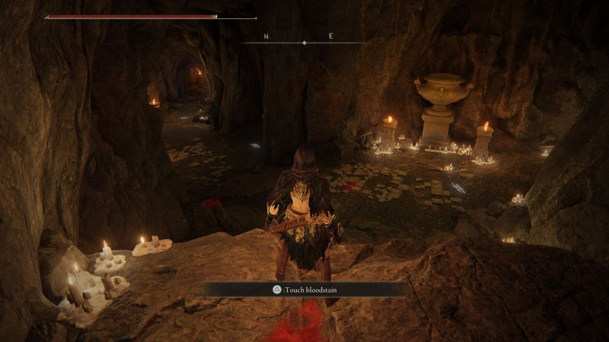 Elden Ring Shadow of the Erdtree Dragon Hunter's Great Katana - Player going through first room of dungeon