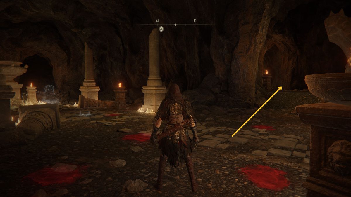 Elden Ring Shadow of the Erdtree Dragon Hunter's Great Katana - Player passing through second dungeon room