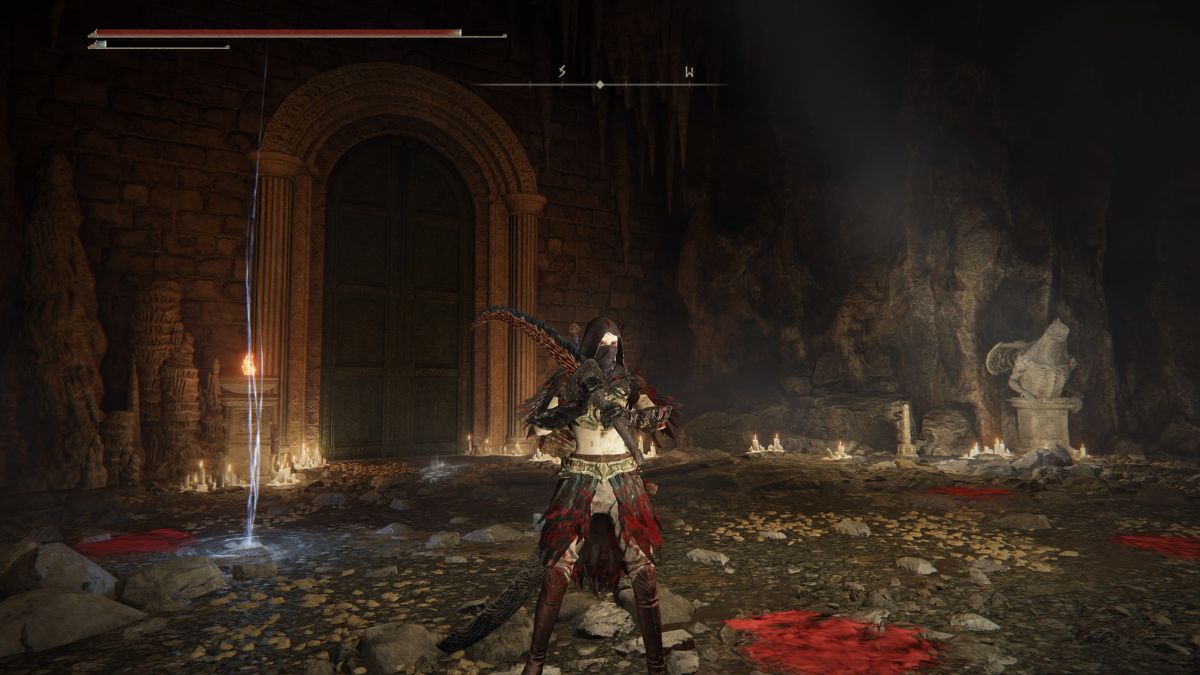 Elden Ring Shadow of the Erdtree Dragon Hunter's Great Katana - Player holding weapon in dungeon