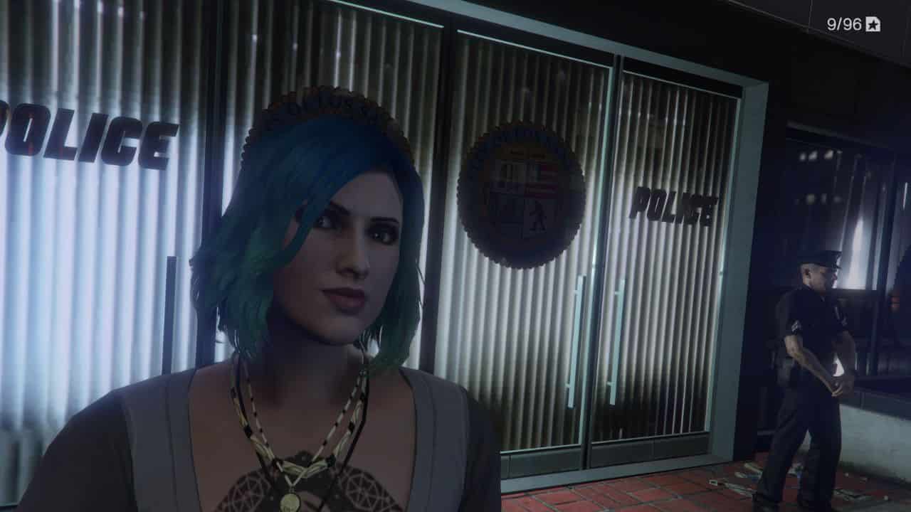 GTA-Online-Cluckin-Bell-Farm-Raid-Player-By-LSPD