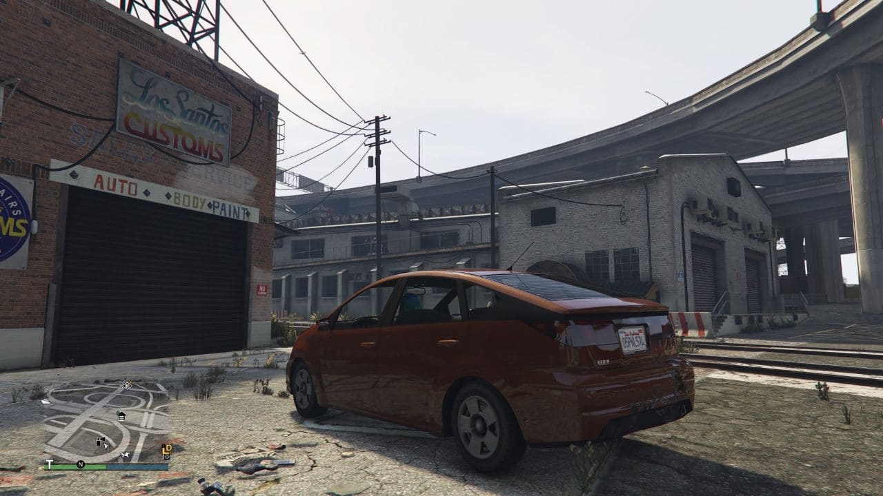 GTA Online sell vehicles: Player pulling car into los santos customs
