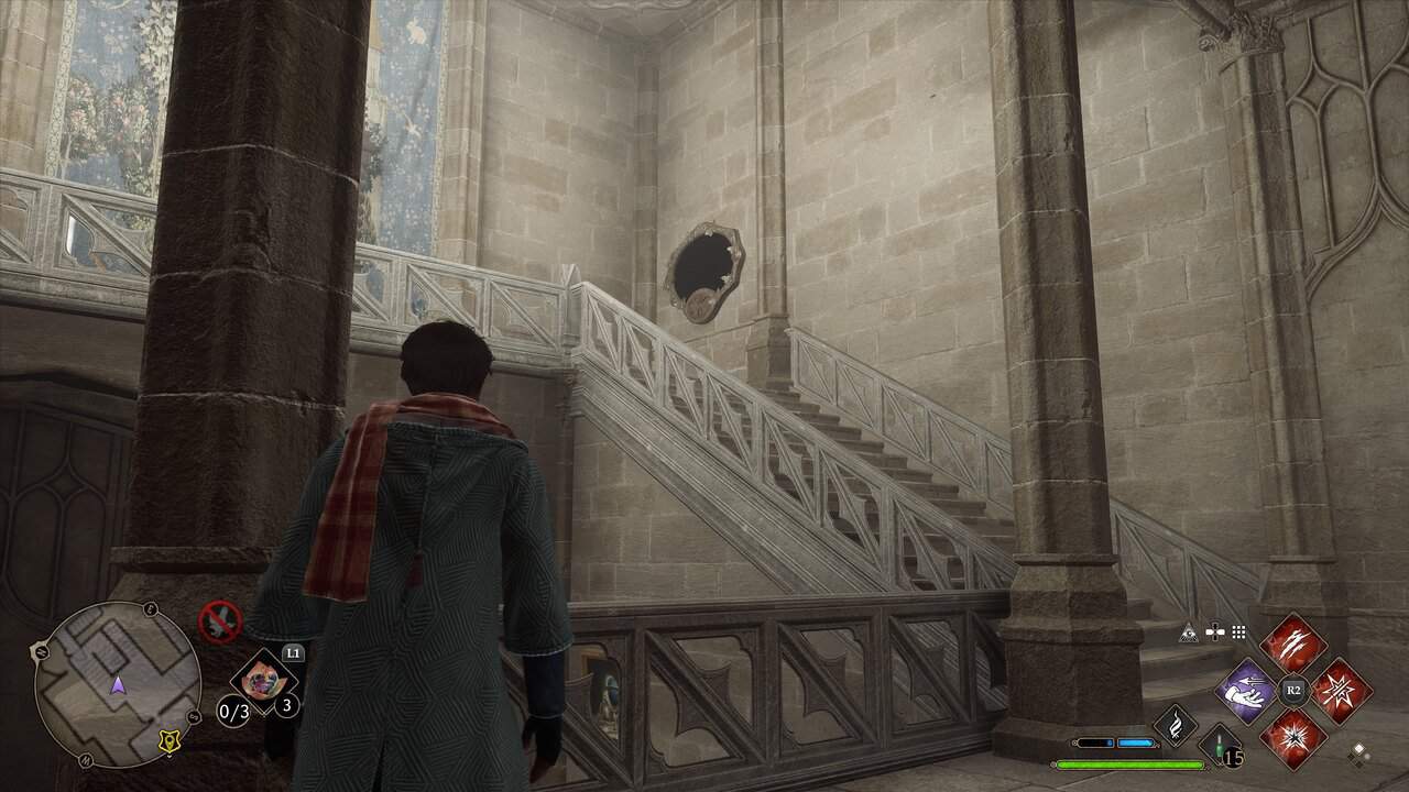 Character looking at black and yellow mirror in Hogwarts Legacy 