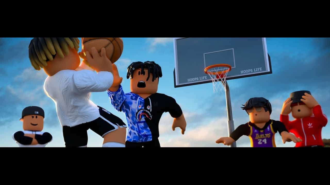 Hoops Life pass controller dunk join friend's gym: Roblox characters playing basketball.