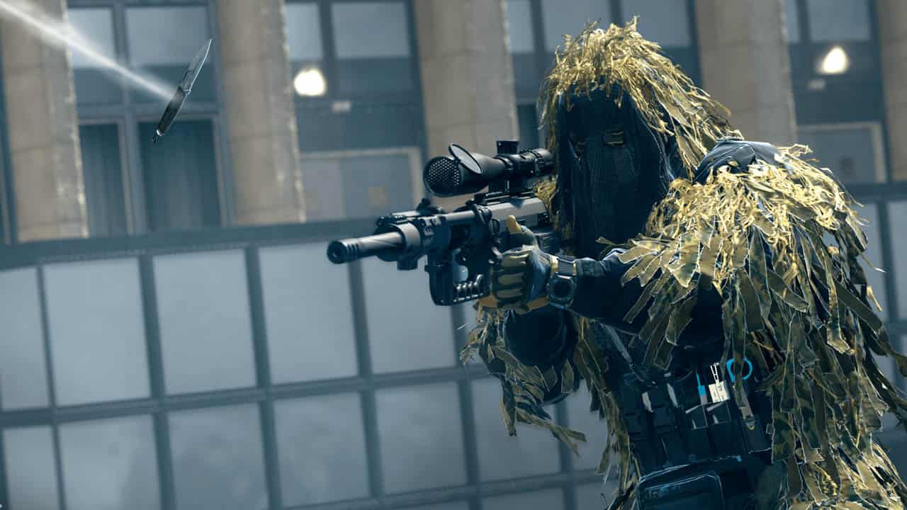 The $20 Ghillie suit fails miserably and makes you a  sitting duck in MW2