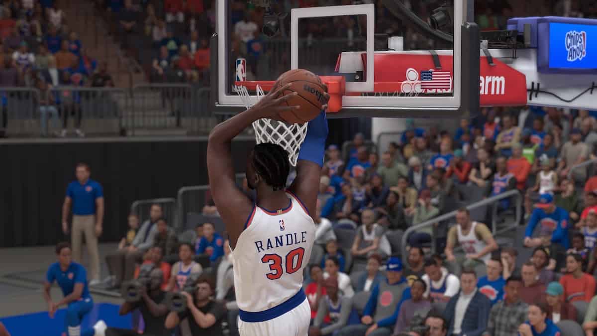 NBA 2K24 Dunking