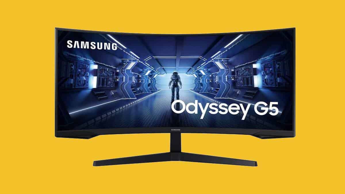 Amazon deal offers unmissable price cut to Samsung curved gaming monitor