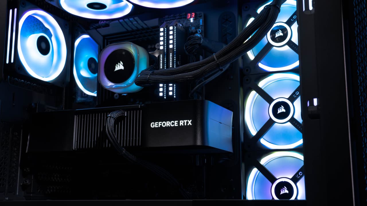 How to install a GPU in 2024