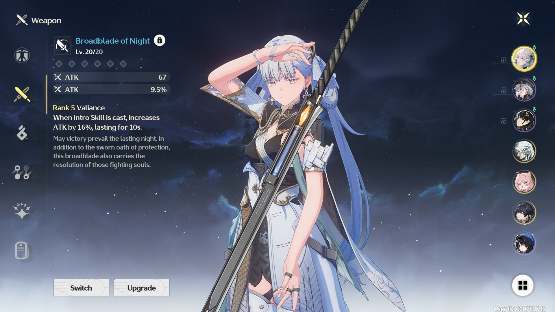 wuwa best jinhsi build - a woman with grey hair holds a sword