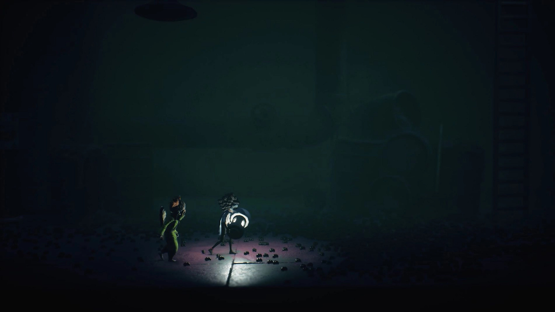 Low and Alone use a flashlight to illuminate a dark room filled with crawling creatures in Little Nightmares 3
