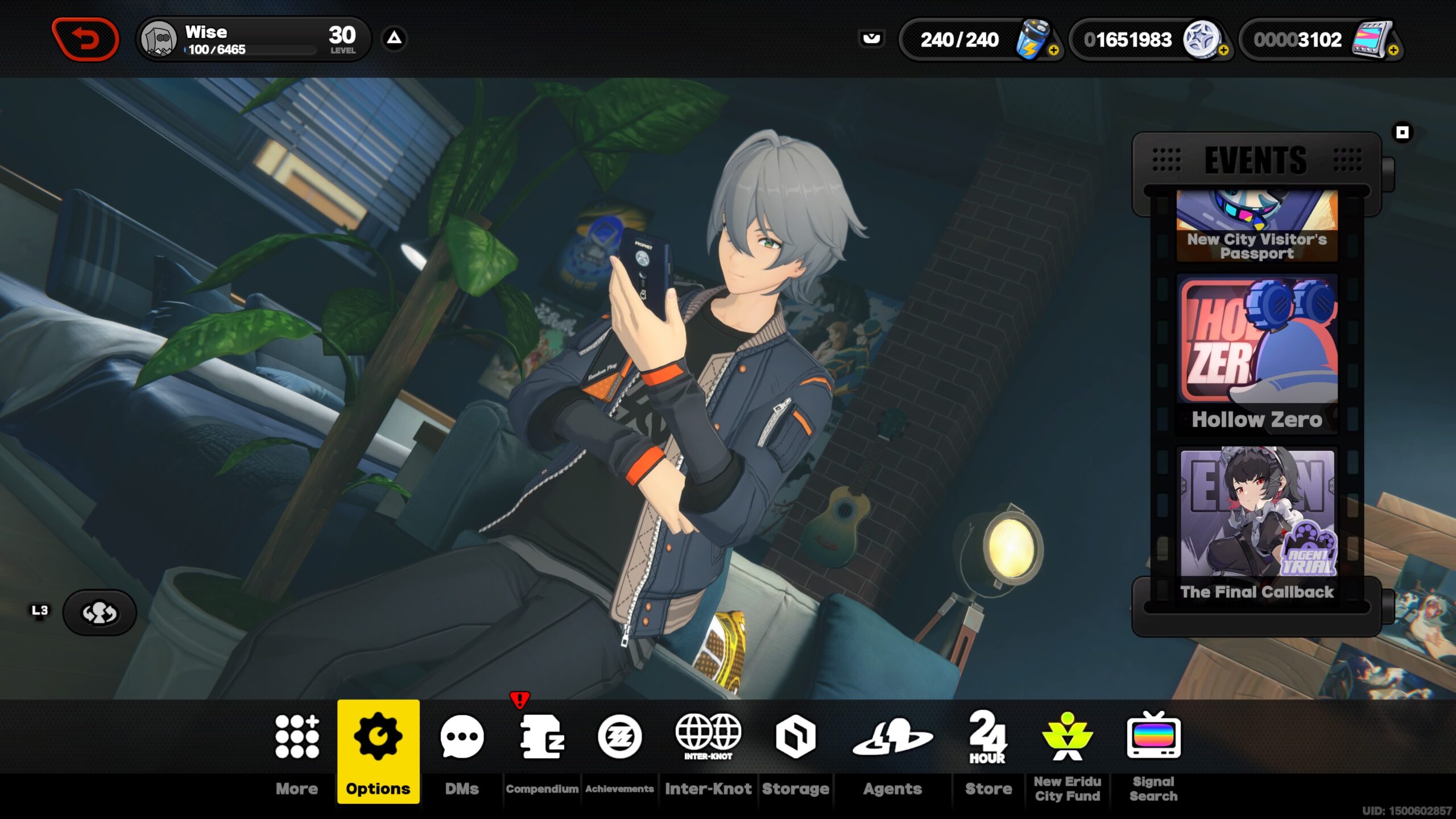 zenless zone zero photo mode -a man with white hair looks at his phone
