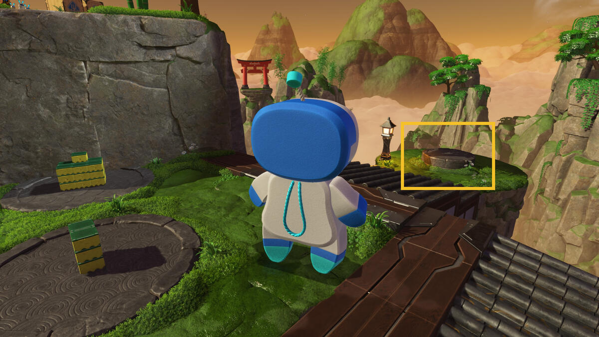 Astro Bot Slo-Mo Casino: Astro exploring the Bathhouse Battle level.