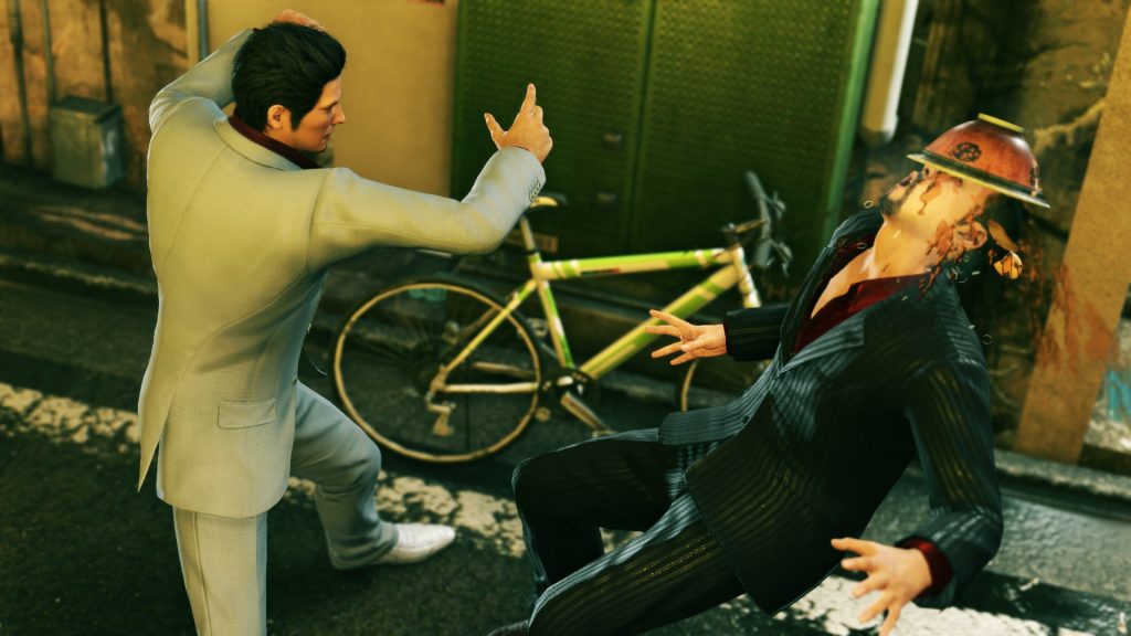 Kazuma Kiryu kicks an actual tiger in Yakuza Kiwami 2 trailer