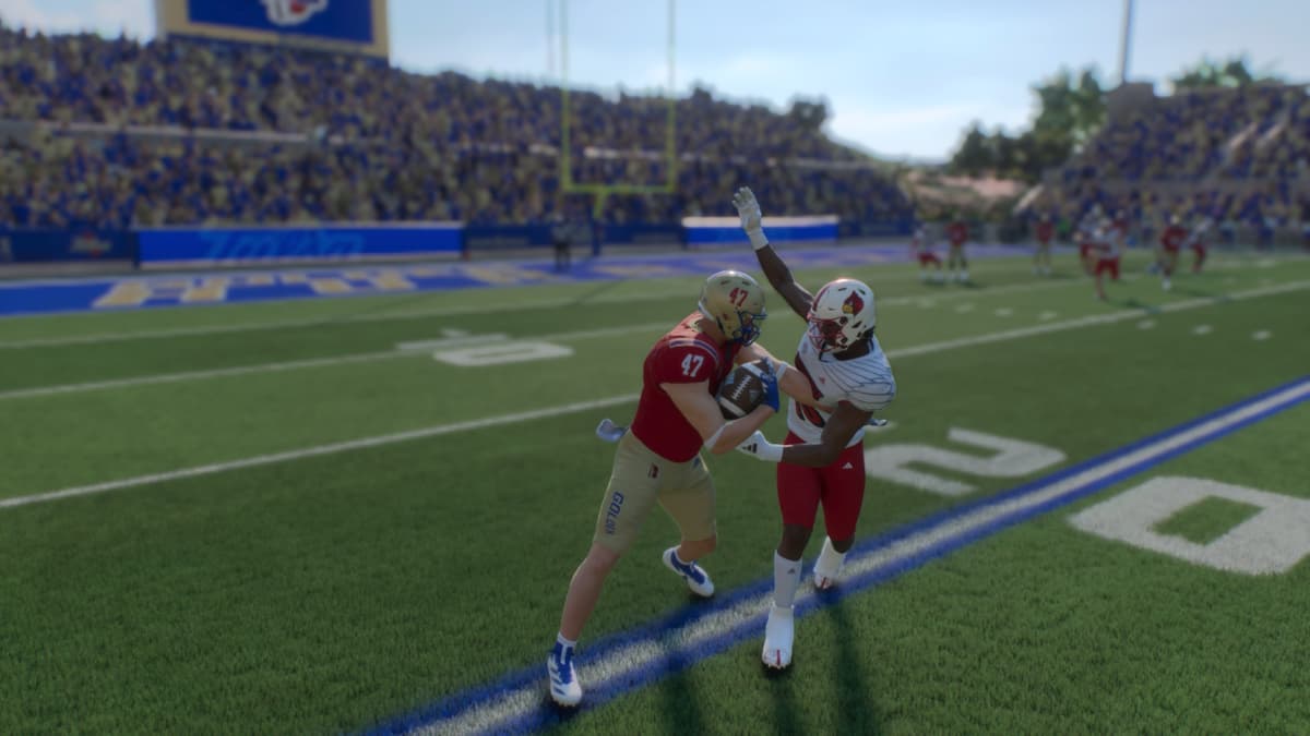 A player on offense in College Football 25 stiff arms a defender