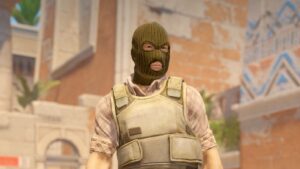 A gamer disguises with a mask during an encounter with CS2 hackers.