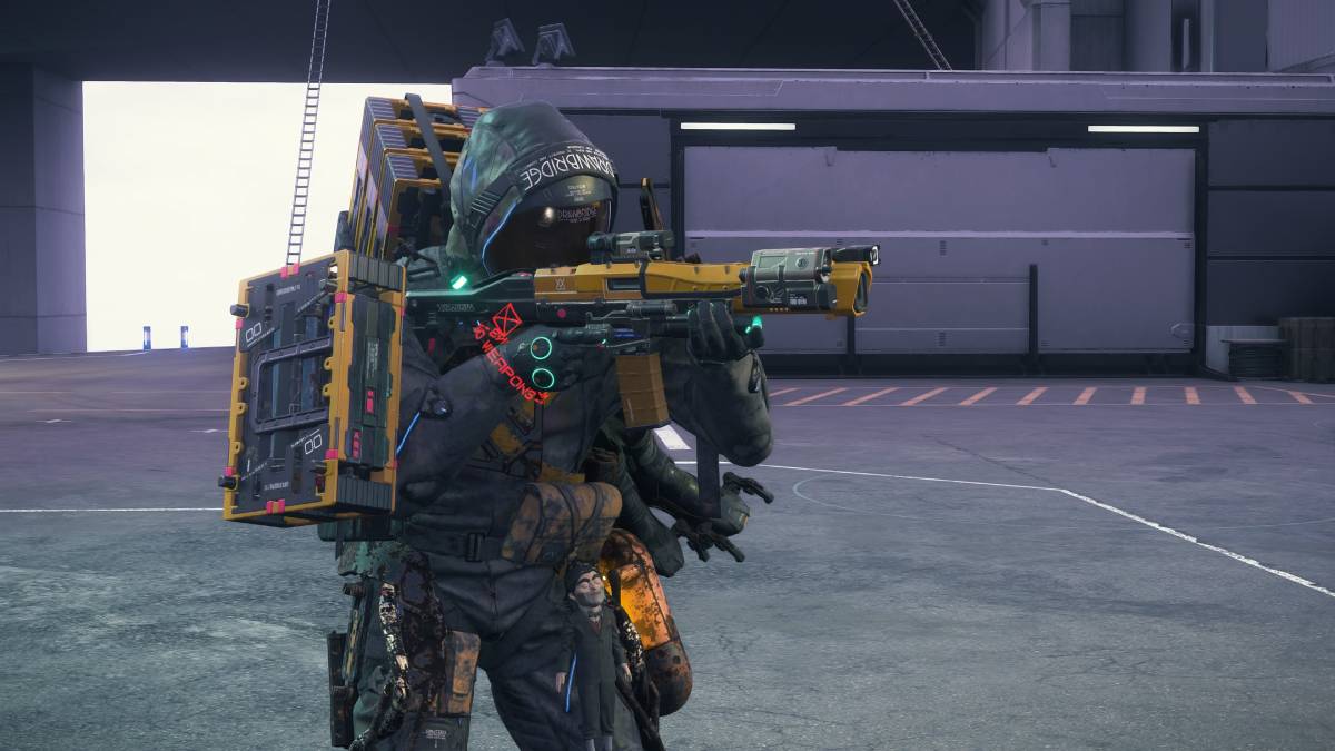 Death Stranding 2 Assault Rifle Level 2: Sam brandishing an Assault Rifle [MP] Lv2.