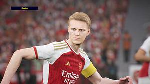 efootball-2024-gameplay-odegaard