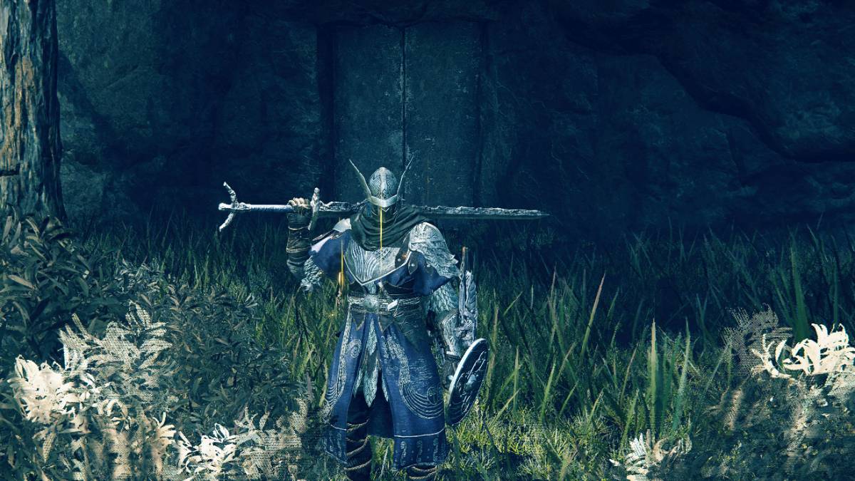 Elden Ring Nightreign Cord End: Wylder in front of a stone door.