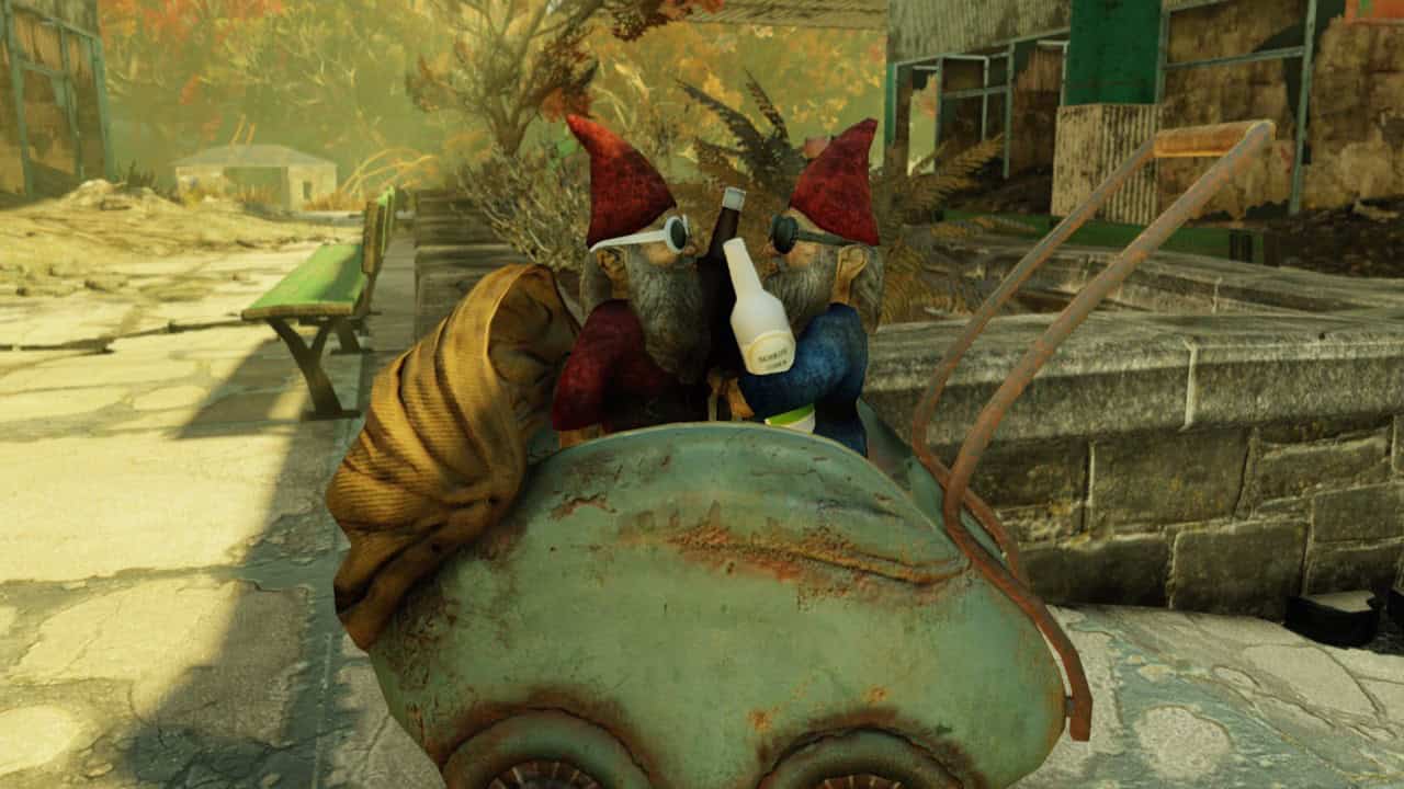 Fallout 76 Garden Gnomes: Two gnomes with bottles sit together in the game. Image via Bethesda Studios.