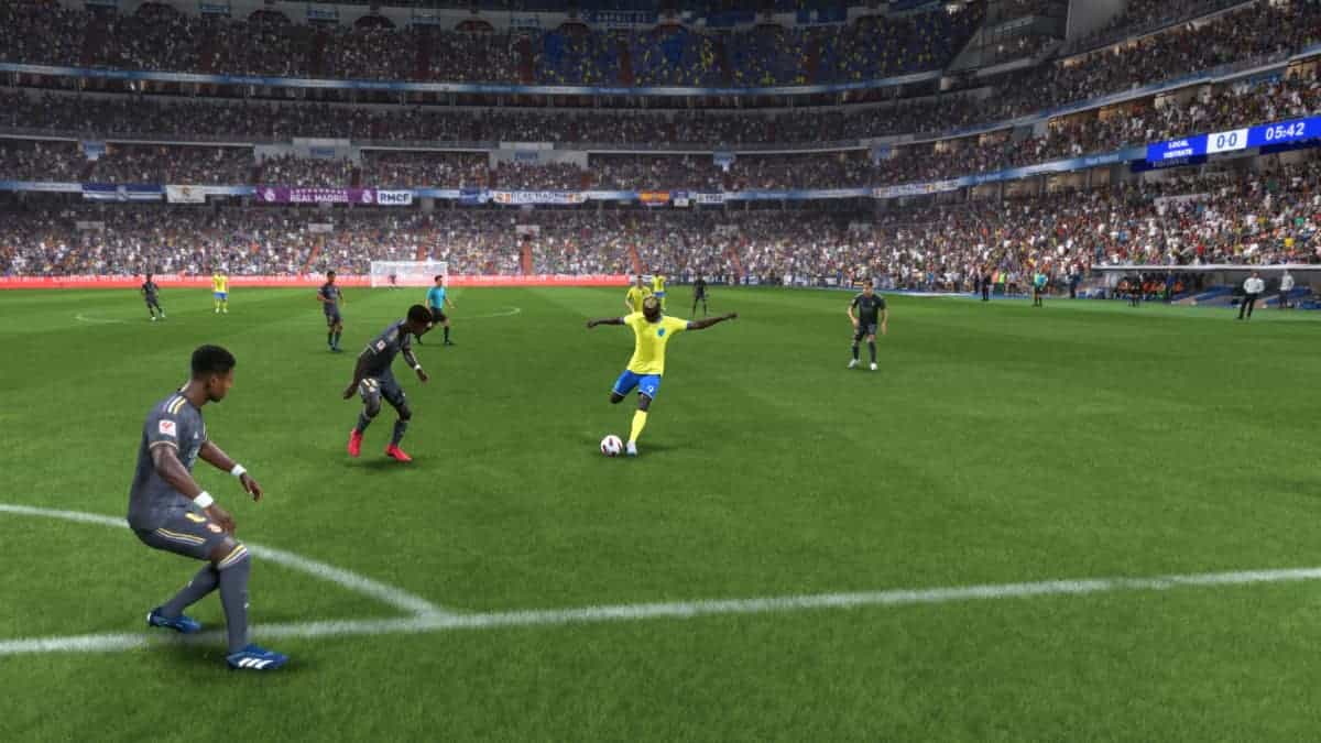 A screenshot of Luka Modric in action, leading the way in EA's latest set featuring FC 24 TOTW 14.