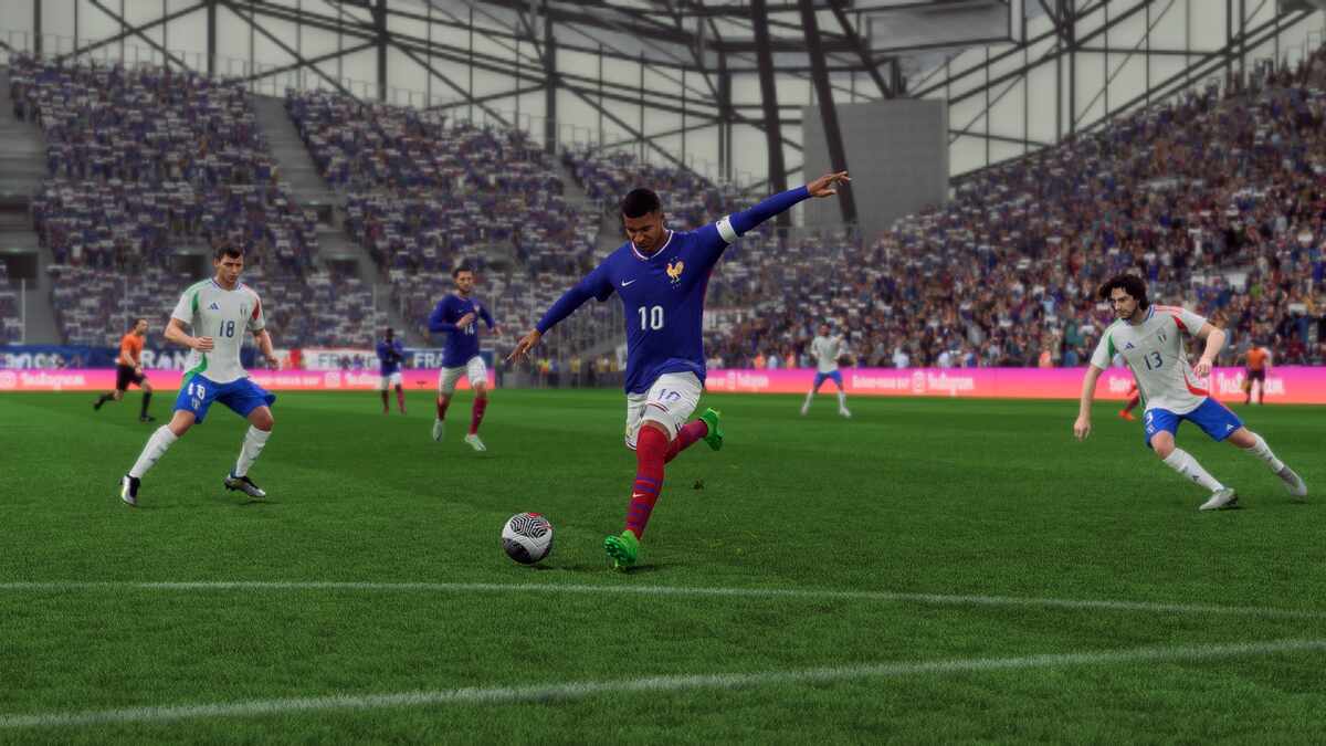 FC 25 best finishers: Kylian Mbappe preparing to shoot for France.