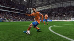 FC 25 best free agents: Adrien Rabiot dribbling the ball for Marseille.