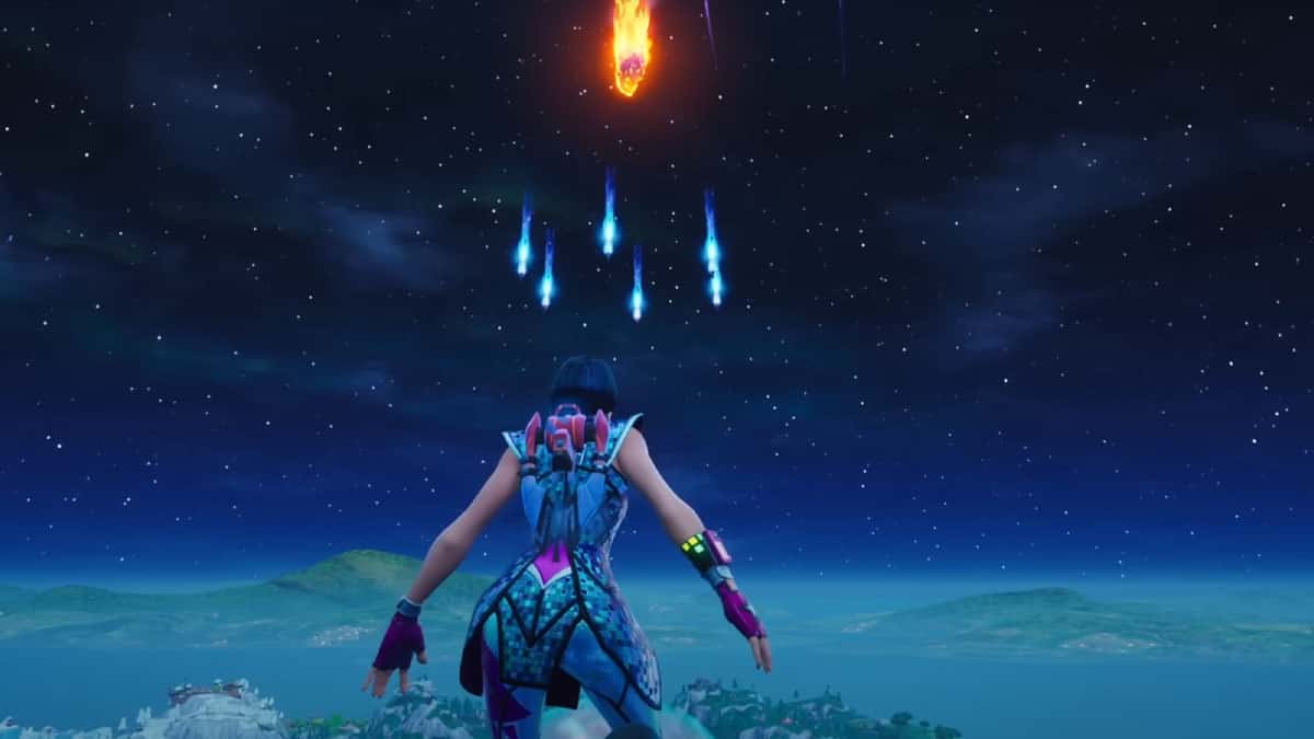A character in a Fortnite event looking at a nighttime sky with a meteor shower and a large, fiery meteor descending towards the horizon.