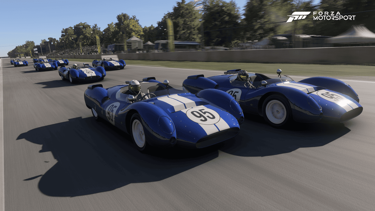 Forza Motorsport review: An image of cars in a race.