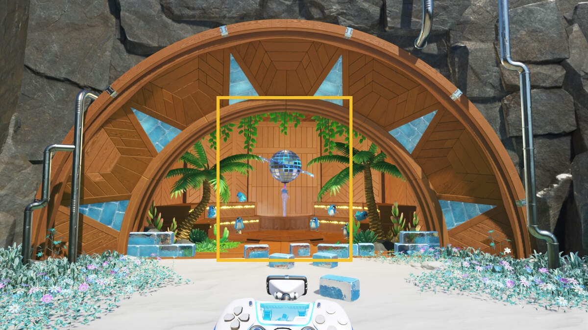Astro Bot Frozen Meal: Astro exploring the Frozen Meal level in the Feather Cluster.