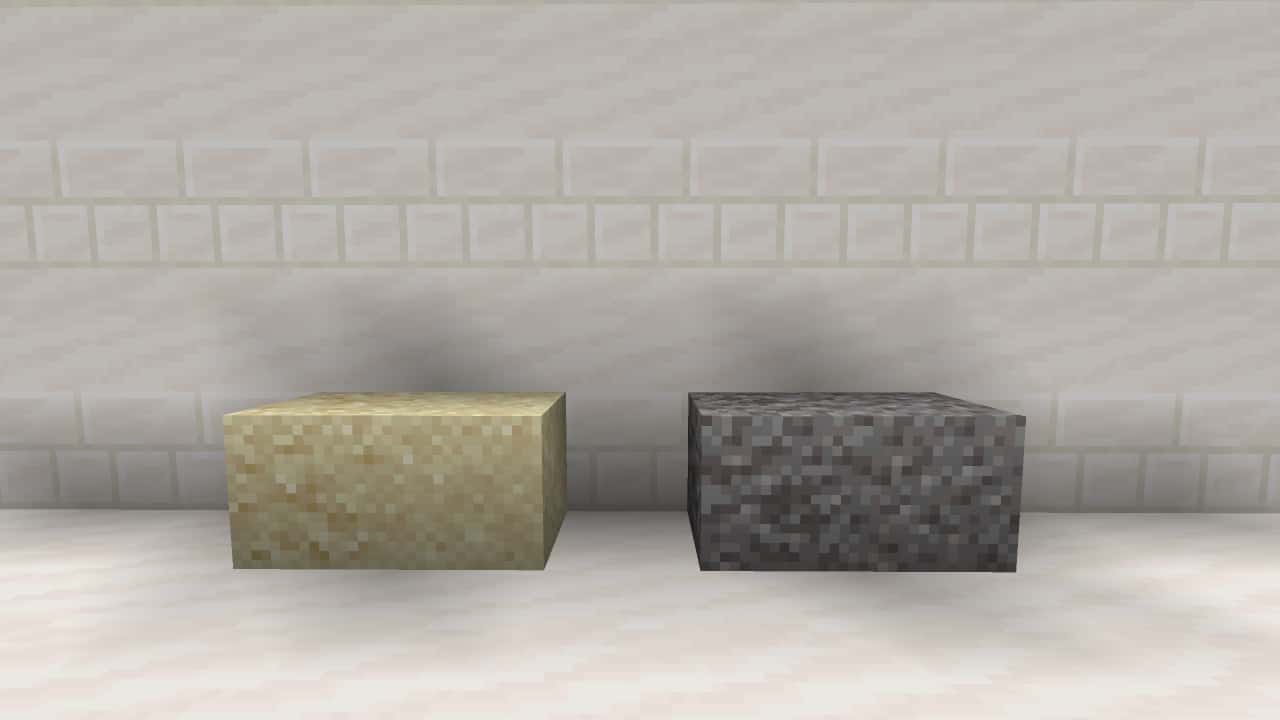 How to use a brush in Minecraft: A side-by-side comparison of regular sand and gravel, and their new suspicious variants.