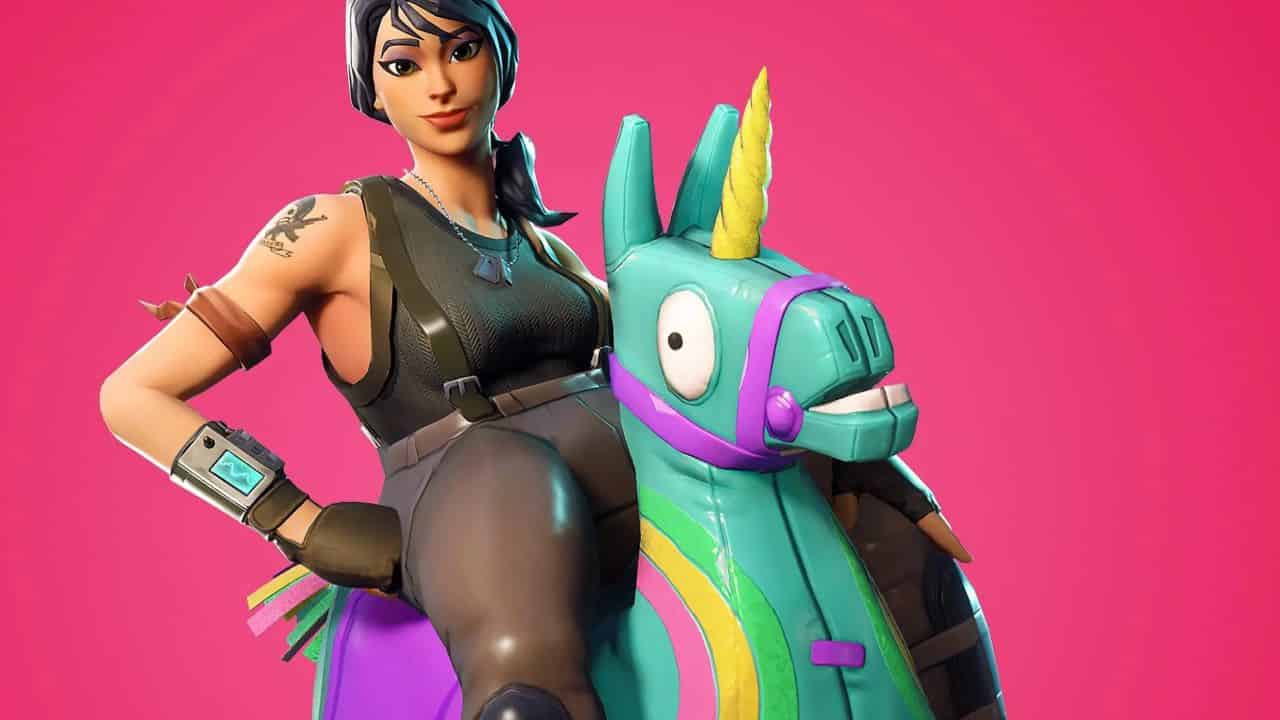 Fortnite useless feature: Fortnite inflatable llama