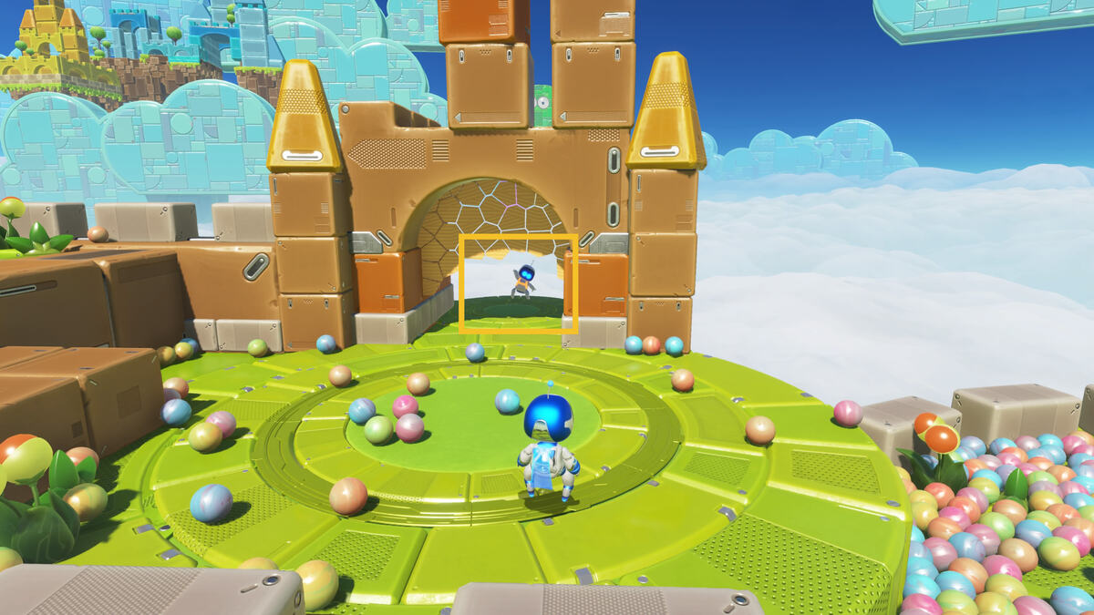 Astro Bot Luna Sola: Astro exploring the Luna Sola level.