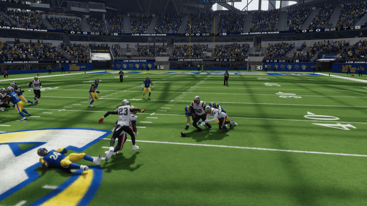Madden 24 community rips EA Sports after glitch shows up for the third straight year