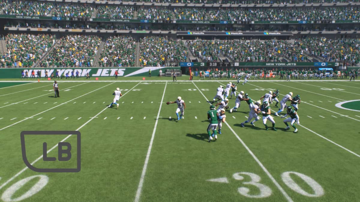 Madden 25 how to lateral pitch: Gus Edwards begins pitching the ball
