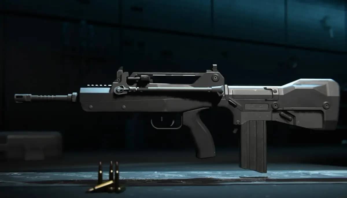 A FR Avancer loadout is sitting on a table in a dark room.