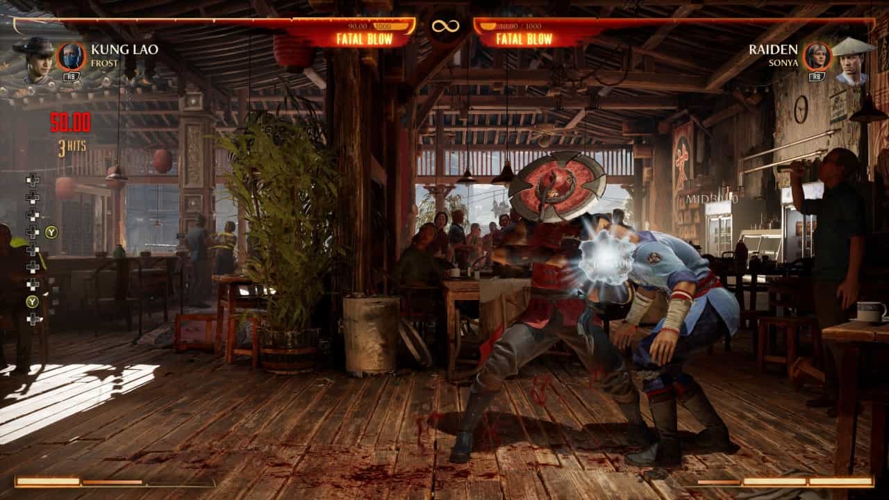 Mortal Kombat 1 Kung Lao: An image of Kung Lao fighting Raiden in the game.