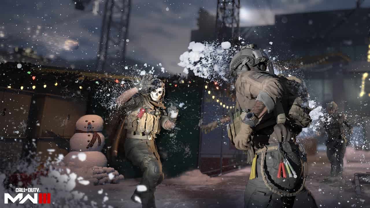Two MW3 soldiers have a snowball fight for the CODMAS event.