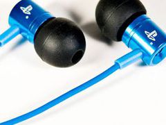 Free PS Vita headphones when you pre-order handheld