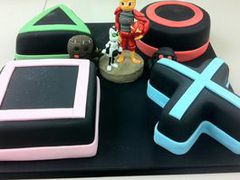 Sony Europe celebrates five years of PS3 with a cake