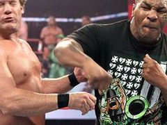 Mike Tyson returns to the ring in WWE 13