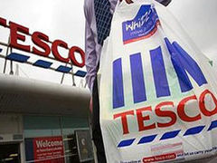 Supermarkets overtake specialist as UK’s biggest games retailers