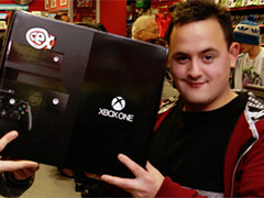 Man who bought Xbox One photo on eBay given free Xbox One